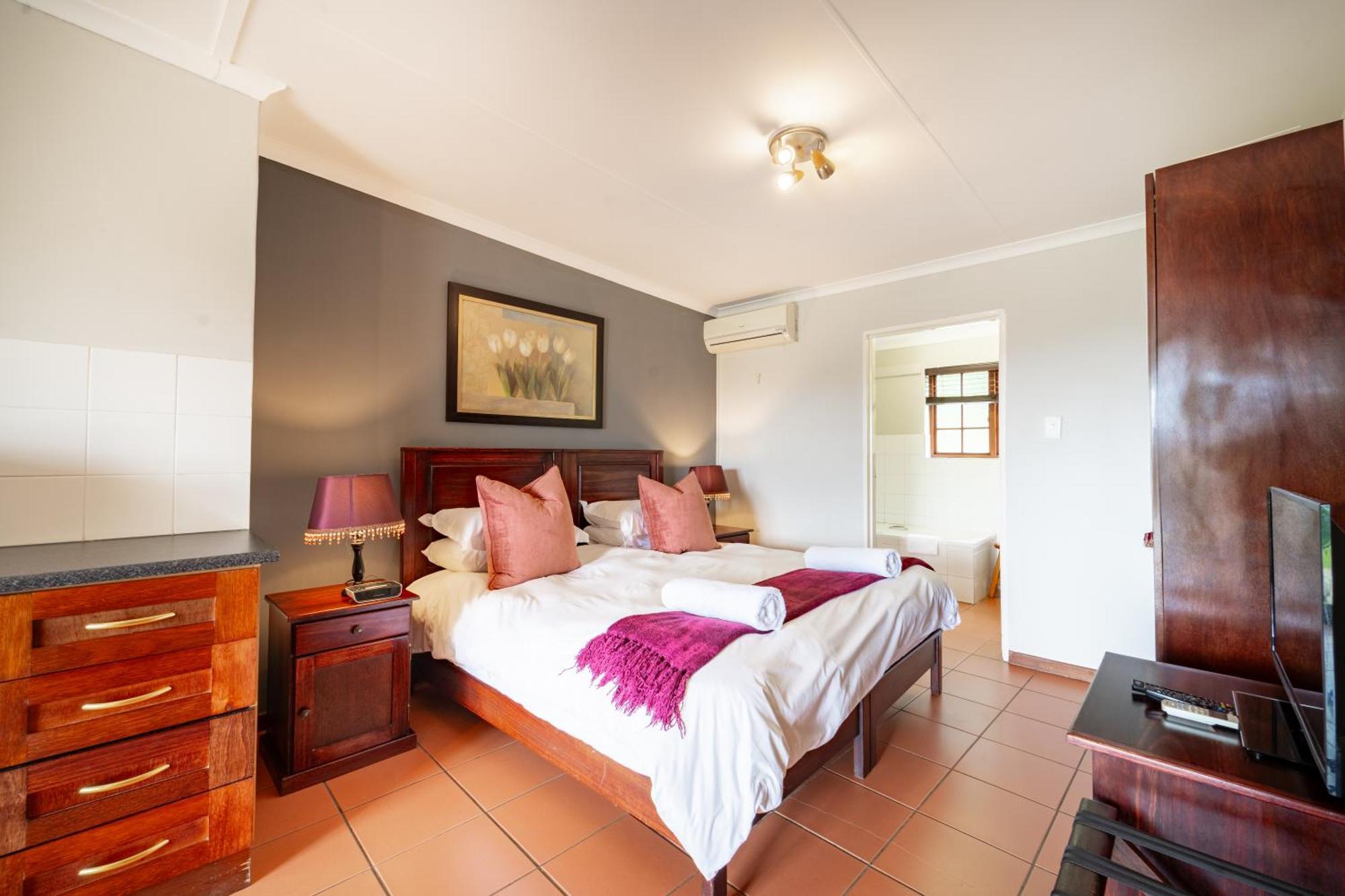St Ives Midlands Villa Lidgetton ภายนอก รูปภาพ
