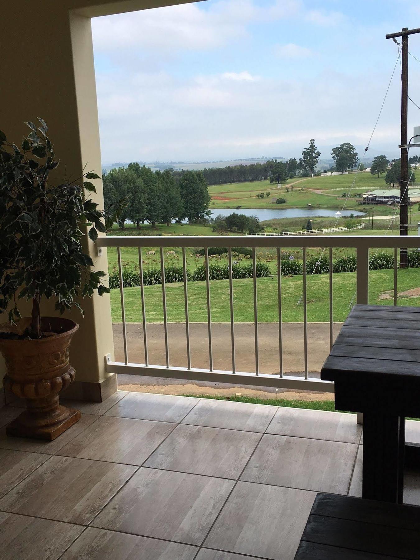 St Ives Midlands Villa Lidgetton ภายนอก รูปภาพ